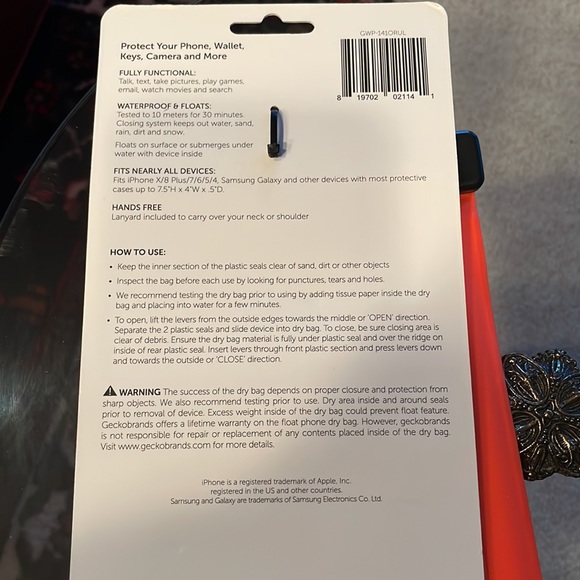 💦📱💳💵NWT Waterproof & Float Large Phone/wallet Dry Bag - Picture 3 of 6